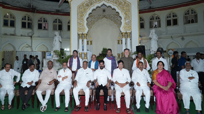 Telangana: శాసనమండలిలో పదవీ కాలం పూర్తి చేసుకున్న సభ్యులకు సన్మాన కార్యక్రమం