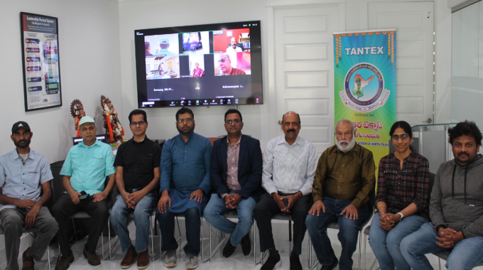 TANTEX: ఆకట్టుకున్న “డయాస్పోరా కథల పరిణామం” ప్రసంగం వైభవంగా టాంటెక్స్ సాహిత్య సదస్సు TANTEX: ఆకట్టుకున్న “డయాస్పోరా కథల పరిణామం” ప్రసంగం వైభవంగా టాంటెక్స్ సాహిత్య సదస్సు