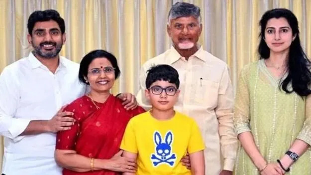 Chandrababu : విదేశీ పర్యటనకు సీఎం చంద్రబాబు Chandrababu : విదేశీ పర్యటనకు సీఎం చంద్రబాబు