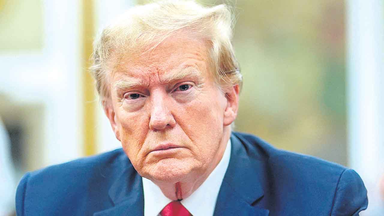 Donald Trump : వైద్య పరీక్షలకు హాజరైన డొనాల్డ్‌ ట్రంప్‌