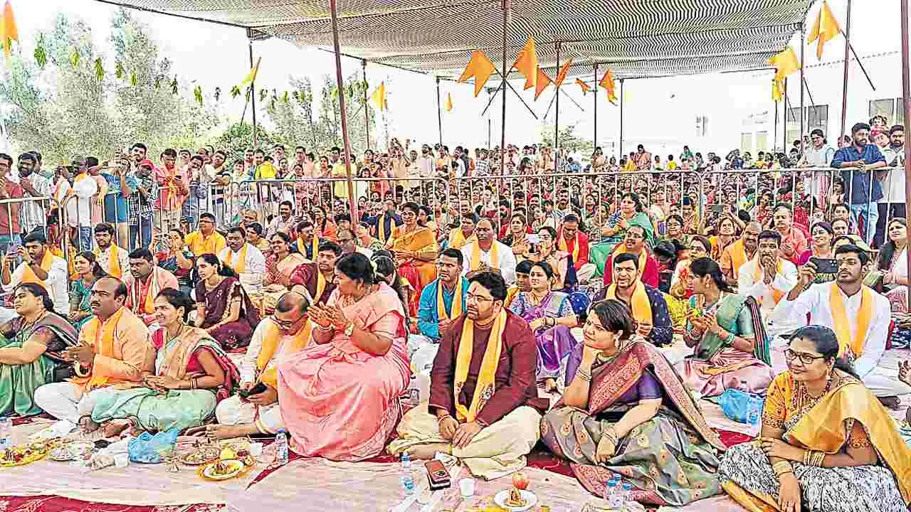 Dubai: దుబాయ్‌లో వైభవోపేతంగా శ్రీరామనవమి వేడుకలు