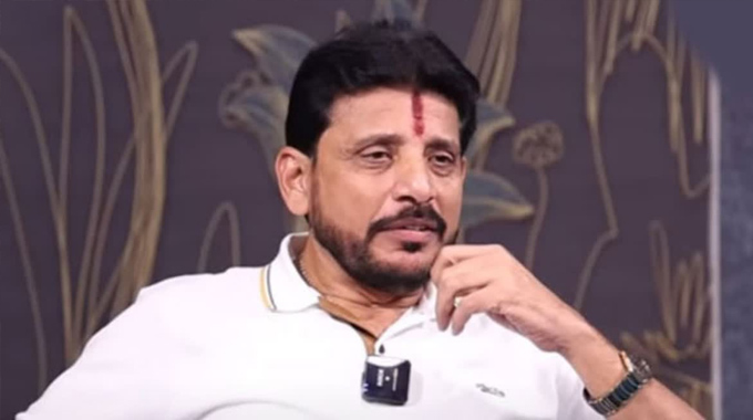 Duvvada Srinivas: దువ్వాడ పై సస్పెన్షన్ వెయిట్ వేసిన వైసీపీ..
