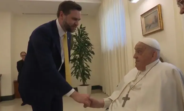 J.D. Vance : పోప్‌ ఫ్రాన్సిస్‌ను కలిసిన జెడీ వాన్స్‌