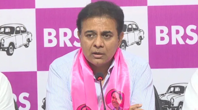 KTR: కంచ గచ్చిబౌలి భూముల తాకట్టుపై KTR సంచలన ఆరోపణలు..!!