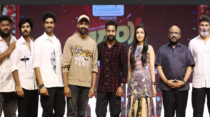 Mad Squre: ఘనంగా ‘మ్యాడ్ స్క్వేర్’ విజయోత్సవ వేడుక