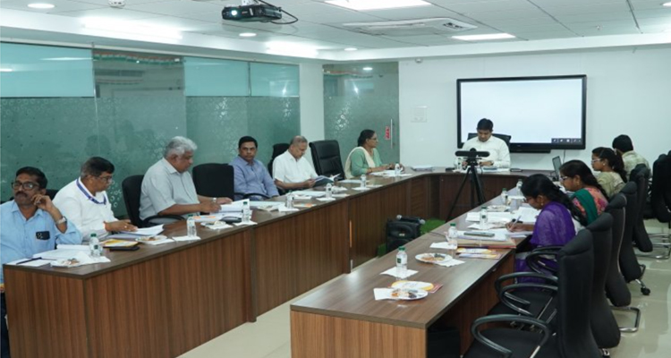 Minister  Srinivas:  ప్రవాసాంధ్రుల అభ్యున్నతే ఏపీ ఎన్నార్టీ ధ్యేయం : మంత్రి కొండపల్లి