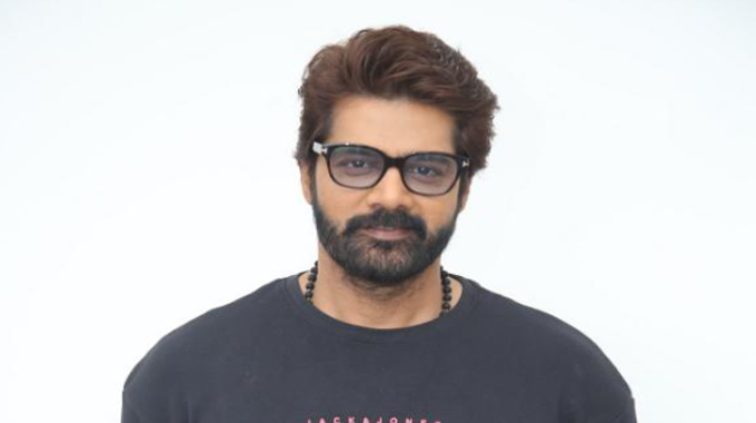 Naveen Chandra: సూప‌ర్ ఫాస్ట్ ఎక్స్‌ప్రెస్ లా న‌వీన్ చంద్ర స్పీడు