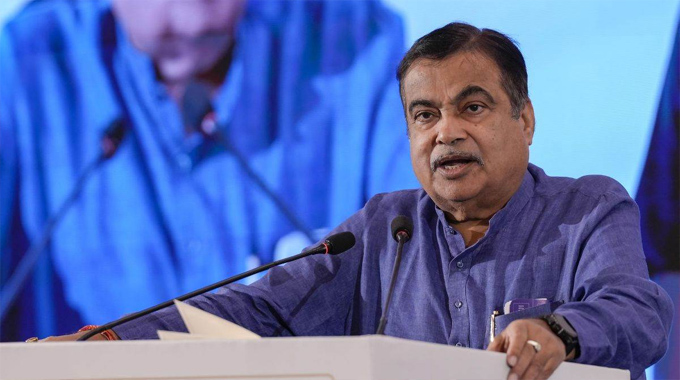 Nitin Gadkari: రహదారులను అమెరికా కన్నా మెరుగ్గా తీర్చిదిద్దుతా: నితిన్ గడ్కరీ