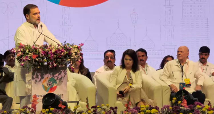 Rahul Gandhi: రాజకీయాల్లోకి కొత్త తరం రావాలి : రాహుల్‌ గాంధీ