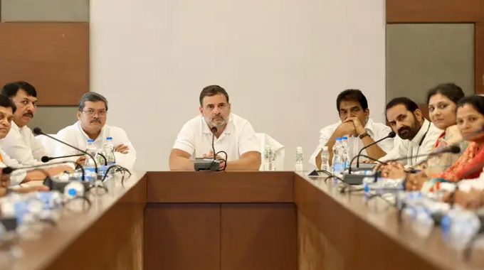 Rahul Gandhi: గుజరాత్ నుంచే మార్పు మొదలవుతుంది: రాహుల్ గాంధీ