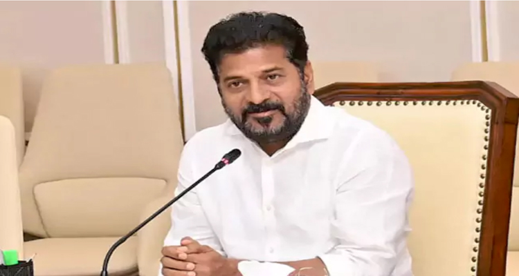 Revanth Reddy: కేసీఆర్‌ ఖజానాను ఖాళీ చేసి మాపై నిందలు : రేవంత్‌ రెడ్డి