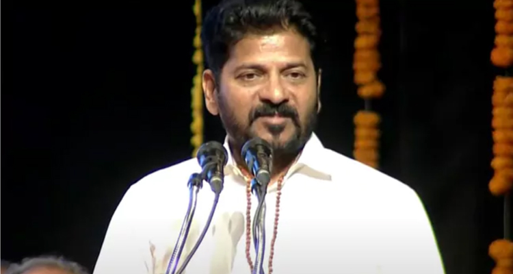 Revanth Reddy: తెలంగాణ ఇచ్చినందుకు కాంగ్రెస్‌ విలన్‌ అయిందా? : రేవంత్‌ రెడ్డి