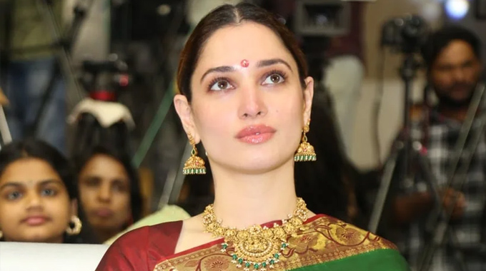Tamannaah: ఎంత తిన్నా బ‌రువు పెర‌గ‌ని ప‌వ‌ర్ కావాలి