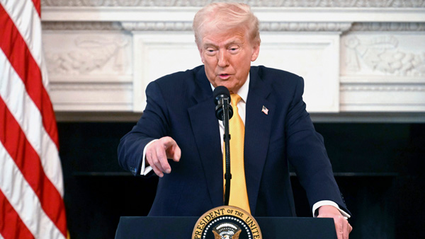 Donald Trump: ఆటో ఉత్పత్తులపై సుంకాలకు ట్రంప్‌ విరామం?