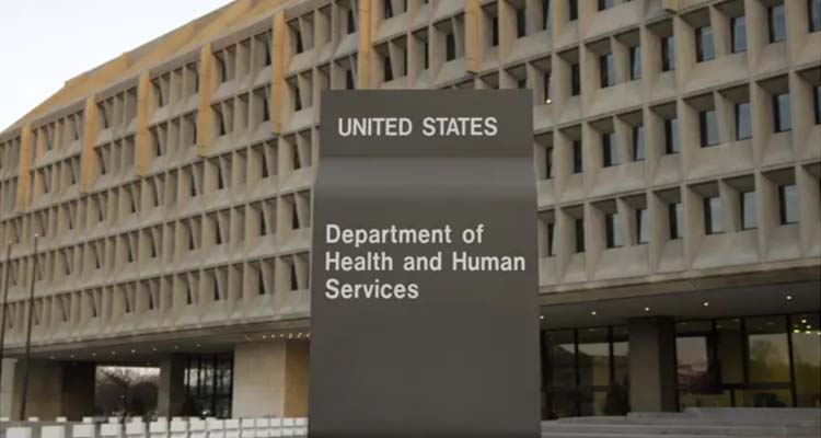 Health Department : అమెరికా ఆరోగ్య శాఖ పై కొరడా.. 10వేల ఉద్యోగులను! 