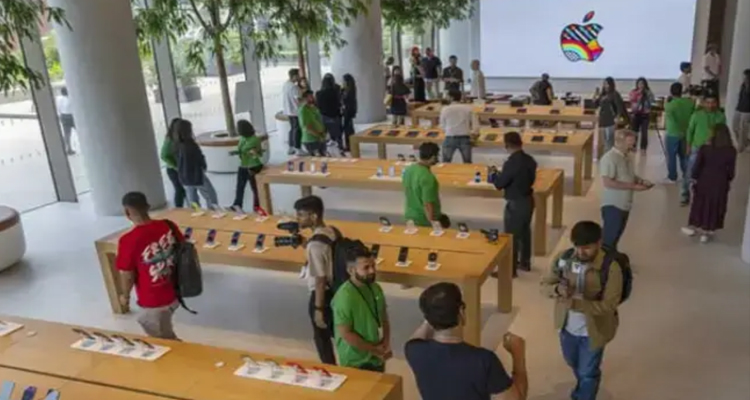 Apple : త్వరలోనే భారత్‌లో యాపిల్‌ స్టోర్‌.. ఎక్కడంటే?
