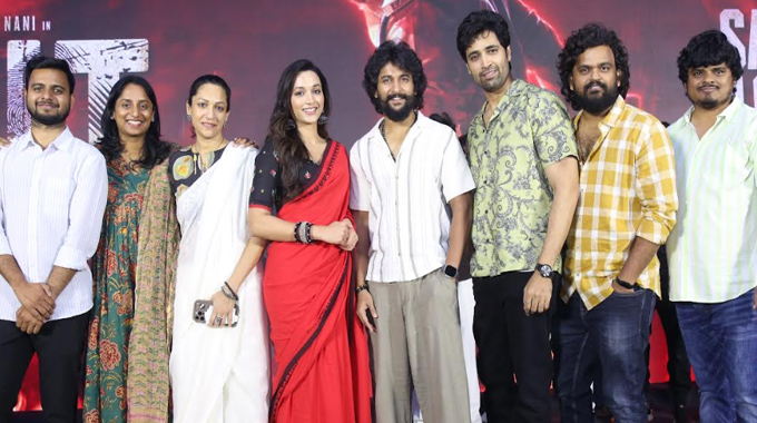 Hit3: హిట్3 ని ఆడియన్స్ బిగ్ మాస్ కమర్షియల్ సినిమాలా సెలెబ్రేట్ చేసుకోవడం హ్యాపీగా ఉంది : నాని Hit3: హిట్3 ని ఆడియన్స్ బిగ్ మాస్ కమర్షియల్ సినిమాలా సెలెబ్రేట్ చేసుకోవడం హ్యాపీగా ఉంది : నాని