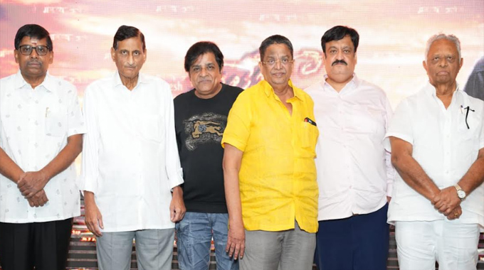 Khaleja: మహేష్ బాబు కల్ట్ క్లాసిక్ ‘ఖలేజా’ ప్రీ సేల్ సక్సెస్ మీట్