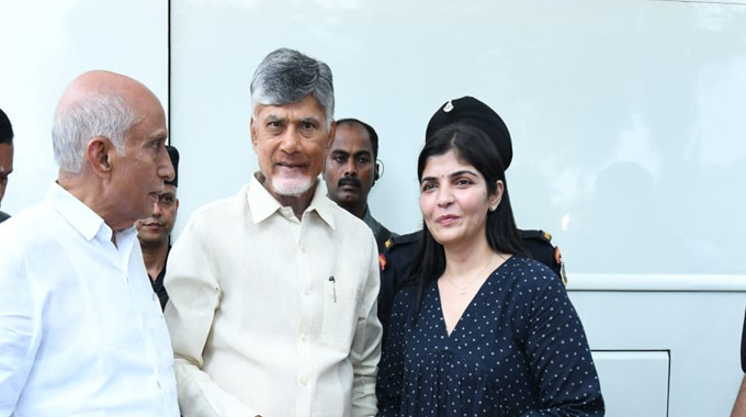 Rayapati Sailaja: ఎపి మహిళా కమిషన్ ఛైర్పర్సన్గా రాయపాటి శైలజ Rayapati Sailaja: ఎపి మహిళా కమిషన్ ఛైర్పర్సన్గా రాయపాటి శైలజ