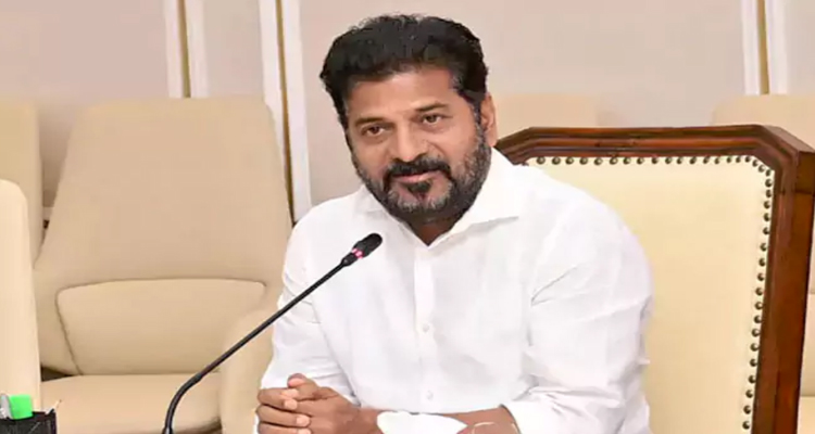 CM Revanth Reddy: సీఎం రేవంత్ రెడ్డి… మళ్లీ ఛలో ఢిల్లీ…! విమర్శల వెల్లువ..!!