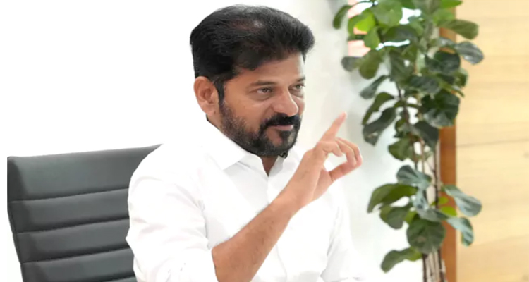 Revanth Reddy: డేటా సెంటర్ల హబ్‌గా హైదరాబాద్‌ : సీఎం రేవంత్‌ రెడ్డి