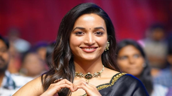 Srinidhi Shetty: తల్లిని కోల్పోయిన బాధలో డిప్రెషన్ లోకి వెళ్లా Srinidhi Shetty: తల్లిని కోల్పోయిన బాధలో డిప్రెషన్ లోకి వెళ్లా