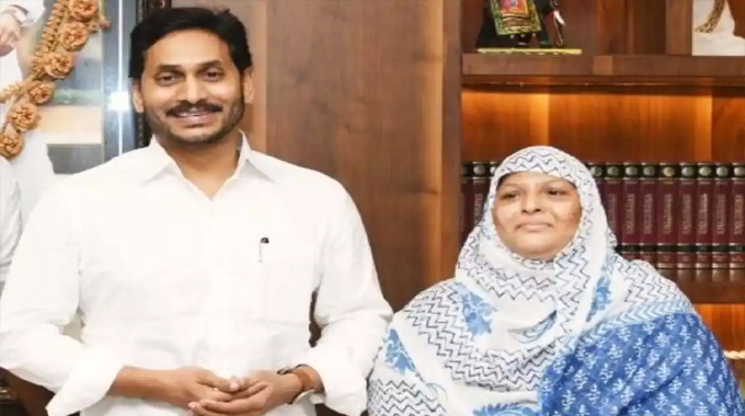 YCP MLC: బీజేపీ గూటికి జకియా ఖానం.. వైసీపీకి మరో షాక్