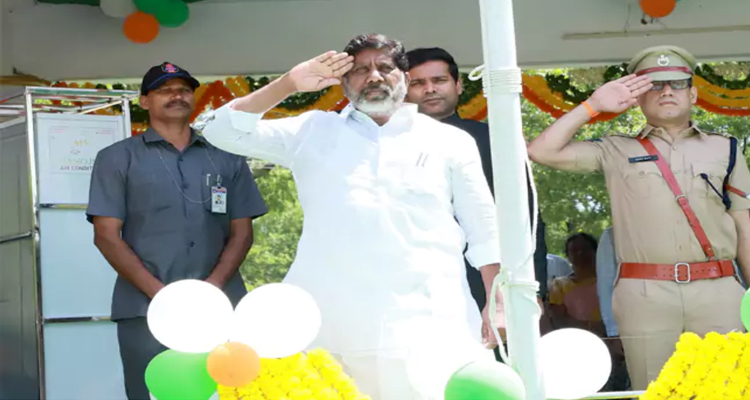 Bhatti : దేశంలో ఏ రాష్ట్రంలో లేని విధంగా.. తెలంగాణలో : భట్టి విక్రమార్క