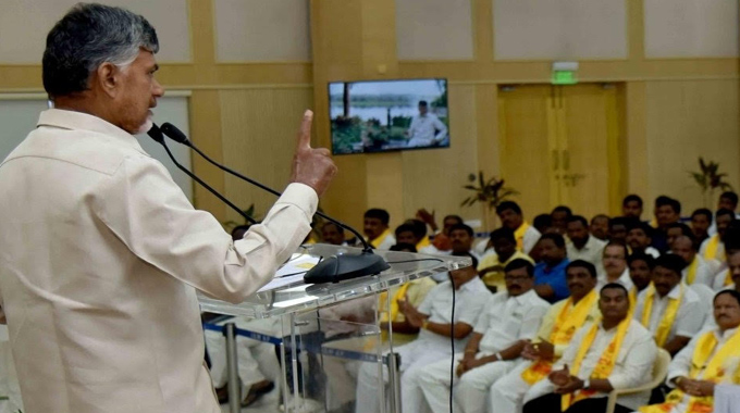 TDP: ప్రజా ప్రతినిధుల పనితీరు పై గ్రామీణ ప్రాంతాల్లో నిరాశ..