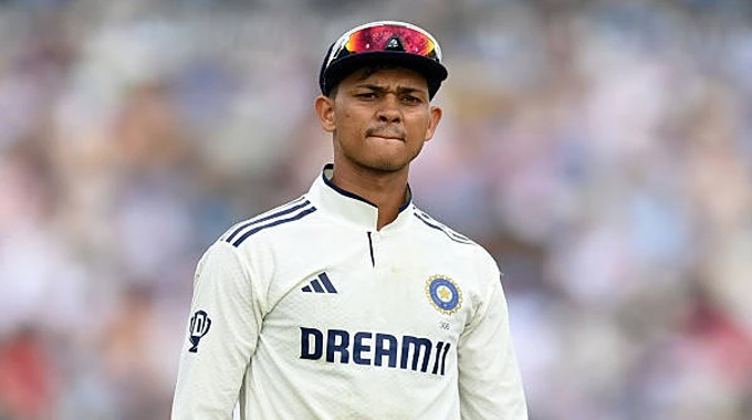 Ind vs Eng: జైస్వాల్ చెత్త ఫీల్డింగ్, సెంచరీ చేసాడు, సెంచరీనర్ర పోగొట్టాడు