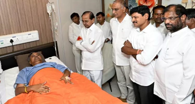 KCR: ఎమ్మెల్యే పల్లా రాజేశ్వర్‌రెడ్డిని పరామర్శించిన కేసీఆర్‌