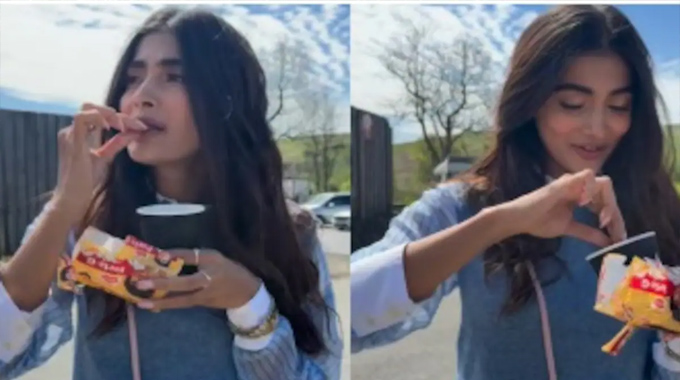 Pooja Hegde: పార్లే-జి బిస్కెట్లు తింటున్న పూజా