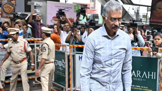 Phone Tapping Case: ఫోన్ ట్యాపింగ్ కేసు… నీరుగారిపోతోందా..!?