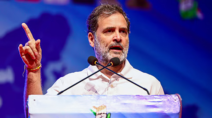 Delhi: విపక్షనేతగా రాహుల్ అత్యంత సమర్థుడు.. కాంగ్రెస్ అగ్రనేతకు పట్టం కడుతున్న సర్వేలు..
