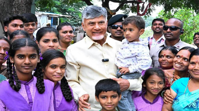Thalliki Vandanam: తల్లికి వందనం పై చంద్రబాబు స్పెషల్ సమీక్ష..