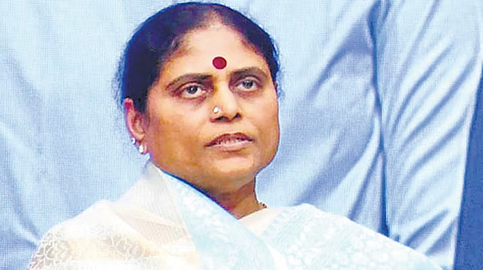 Phone Tapping: విజయమ్మ కూడా బాధితురాలే..? తేల్చేసిన సిట్