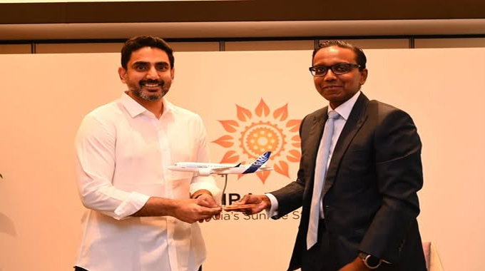 Lokesh: ఎయిర్ బస్ ఆసియా పసిఫిక్ ప్రెసిడెంట్ ఆనంద్ స్టాన్లీతో మంత్రి లోకేష్ భేటీ