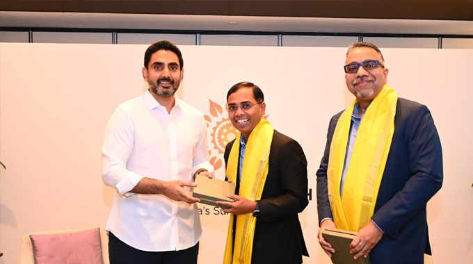 Carrier సంస్థ ఎగ్జిక్యూటివ్ డైరెక్టర్ అరుణ్ భాటియాతో నారా లోకేష్ భేటీ