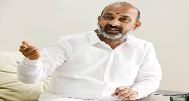 Bandi Sanjay: కేంద్రమంత్రి బండి సంజయ్‌కి  సిట్‌ నుంచి పిలుపు