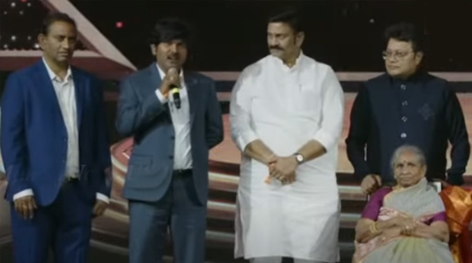 NATS: నాట్స్ వేదికపై కృష్ణకాంత్ బరికి సత్కారం NATS: నాట్స్ వేదికపై కృష్ణకాంత్ బరికి సత్కారం