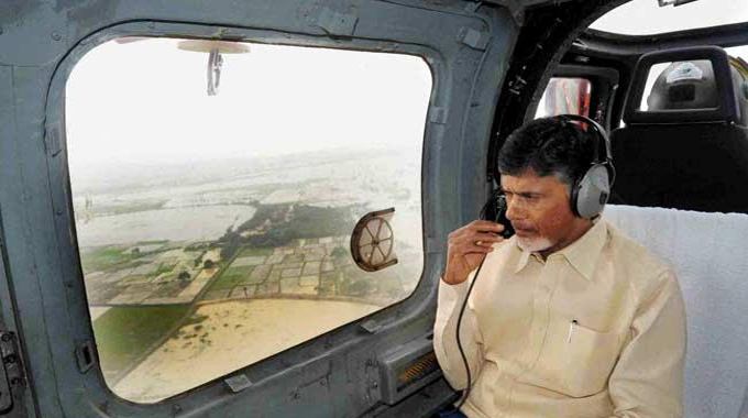 Chandrababu: ‘జలహారతి’ కార్యక్రమం..మళ్లీ ట్రెండ్‌లోకి సెల్ఫీ సీఎం..