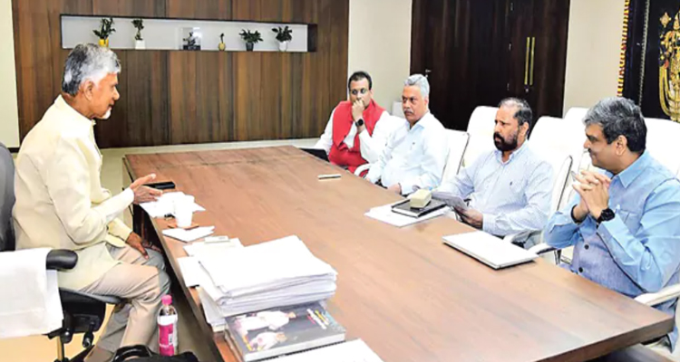 Chandrababu: ఆగస్టు 15 నుంచి  సమర్థంగా ఈ పథకం అమలు : సీఎం చంద్రబాబు