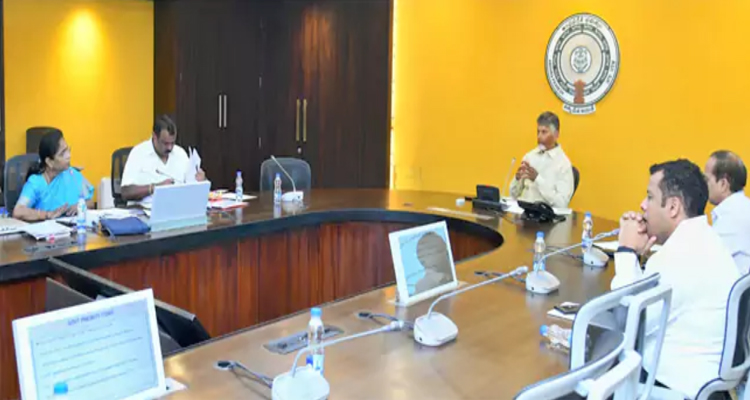 Chandrababu: వారసత్వ భూములకు సెక్షన్‌ సర్టిఫికెట్‌ : చంద్రబాబు