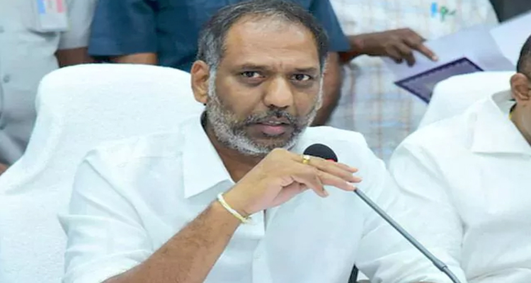 Godavari Pushkarala : గోదావరి పుష్కరాలకు సిద్ధంగా ఉండాలి: మంత్రి గొట్టిపాటి