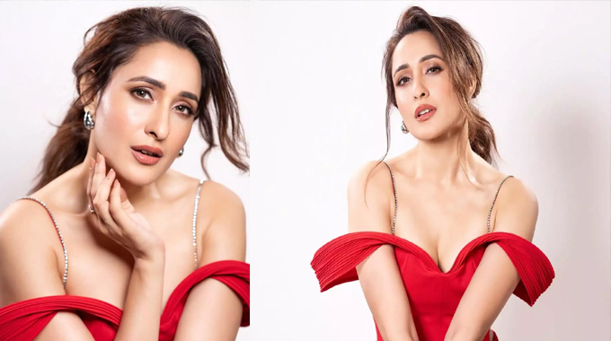 Pragya Jaiswal: కంచె బ్యూటీ రెడ్ హాట్ లుక్