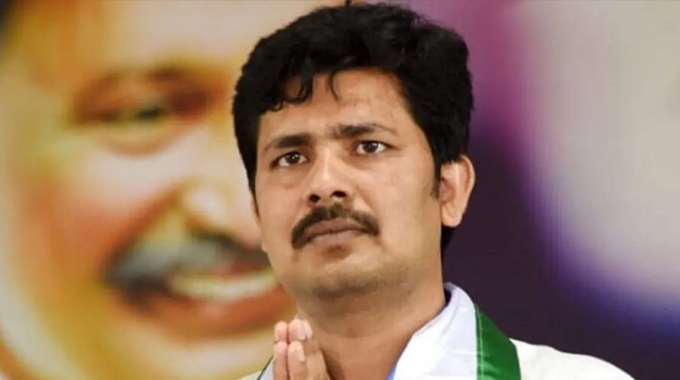 YSRCP: మోడీ గారూ, పోలీసులను వేధిస్తున్నారు, మోడీకి వైసీపీ ఎంపీ లేఖ