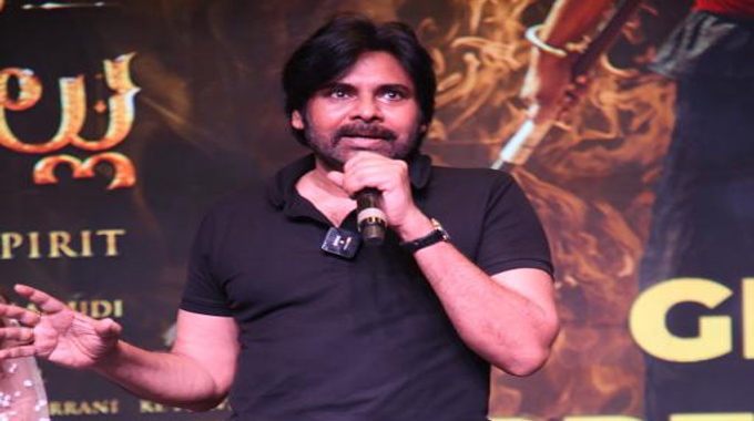 Pawan Kalyan: సొంత డైరెక్ష‌న్ లో సినిమా చేయాల‌నుంది