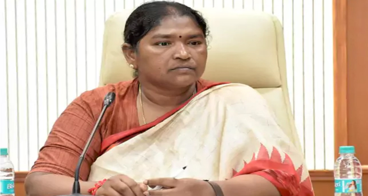 Minister Seethakka : సీఎం రేవంత్‌ సవాల్‌ కేటీఆర్‌కు కాదు, కేసీఆర్‌కు : మంత్రి సీతక్క