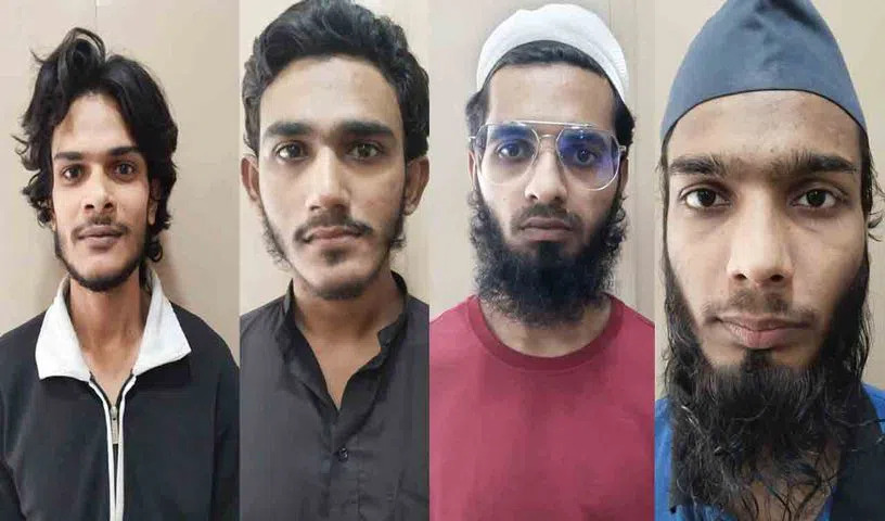Terrorists : భారీ ఉగ్రకుట్ర భగ్నం.. నలుగురు ఉగ్రవాదులు అరెస్ట్‌