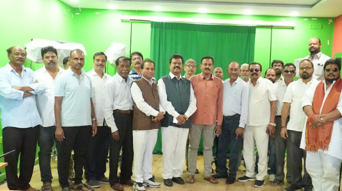 TFCC Elections: కొందరు స్వార్థంతో తెలుగు ఫిలింఛాంబర్ ఆఫ్ కామర్స్ ఎన్నికలు నిర్వహించకుండా అడ్డుపడుతున్నారు- నిర్మాతలు